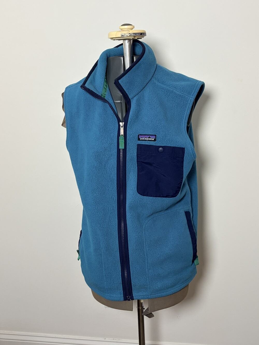 Patagonia Men's Full Zip Fleece Vest Blue/Turquoise M
